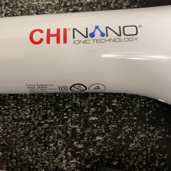 Chi nano hair dryer/ blow dryer ionic tech - Picture 2 of 6